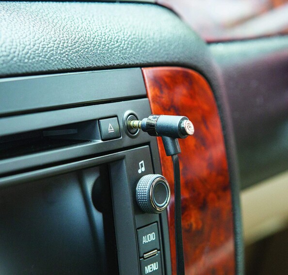 Cavo Jack 3,5 mm con microfono retrattile praticità e qualità audio