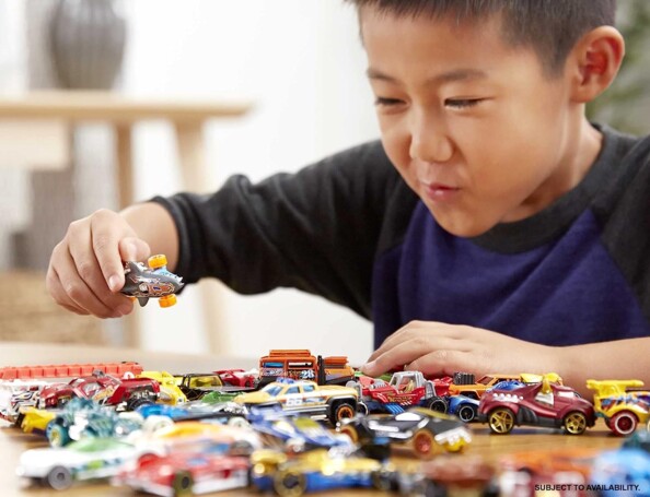 Hot Wheels Confezione 20 Veicoli velocità, stile e collezione