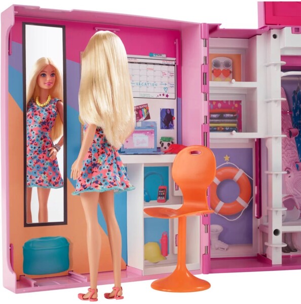 Barbie Dressing Deluxe la moda prende vita nel tuo guardaroba