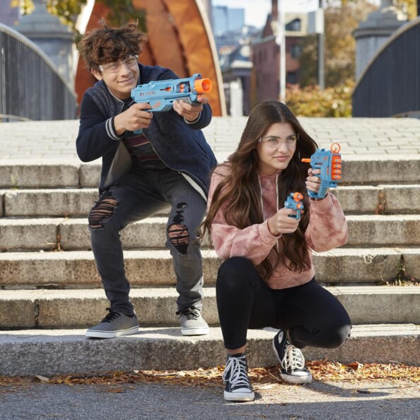 Pack 2 Nerf Elite 2.0: duelli e azione per due giocatori