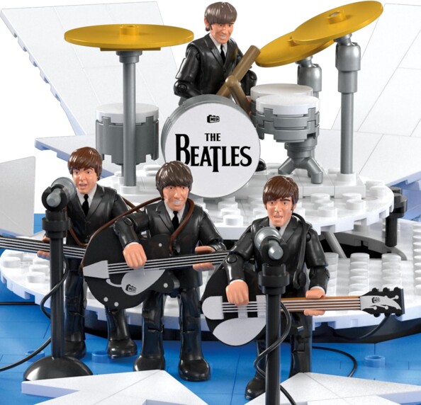 MEGA The Beatles celebra la leggenda della musica in mattoncini